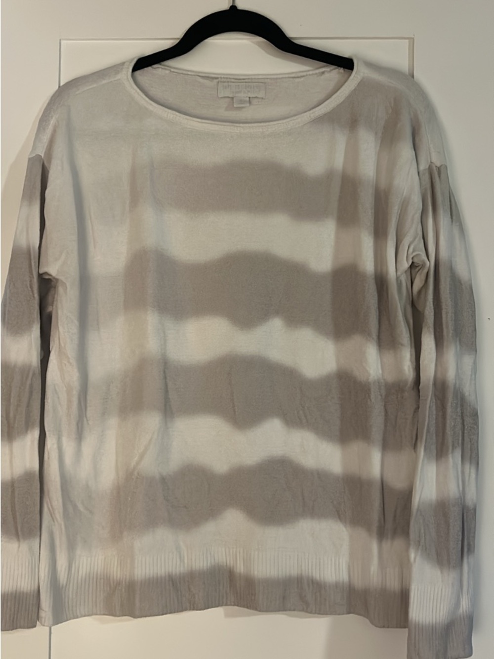 Barefoot Dreams Cozychic Lite Striped Pullover Medium wavy stripe